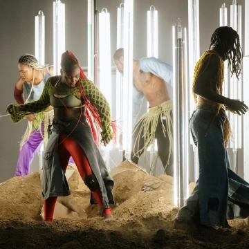 Image du spectacle Afropolis G.A.V.E (Global African Vibez Exchange) de Qudus Onikeku & Nadéeya GK / The QDance Company