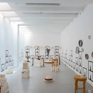 Maïssane Alibrahimi, Wedding garden of love, 2023, technique mixte, vue d’installation, coutesy de l’artiste, 