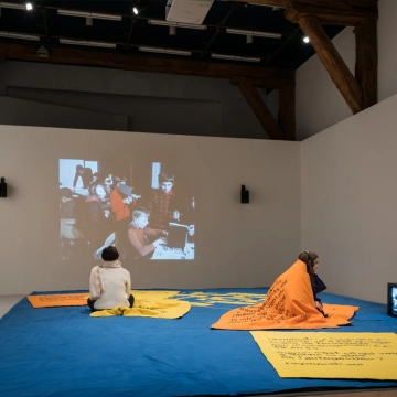 Marie Preston (avec le Lycée expérimental de Saint-Nazaire et François Deck), Le Quilt des Écoles, 2018 et Télés expérimentales (1971-1990), 2019, archives INA