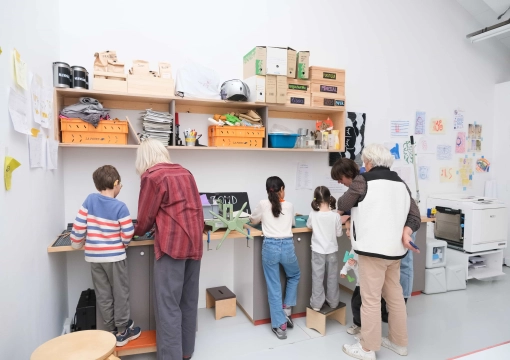 Image du spectacle Ateliers en famille de autour des expositions d'Aysha E Arar et Natasha Tontey